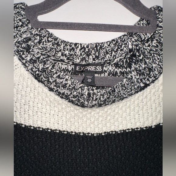 Express Cropped Striped Sweater - Picture 3 of 3